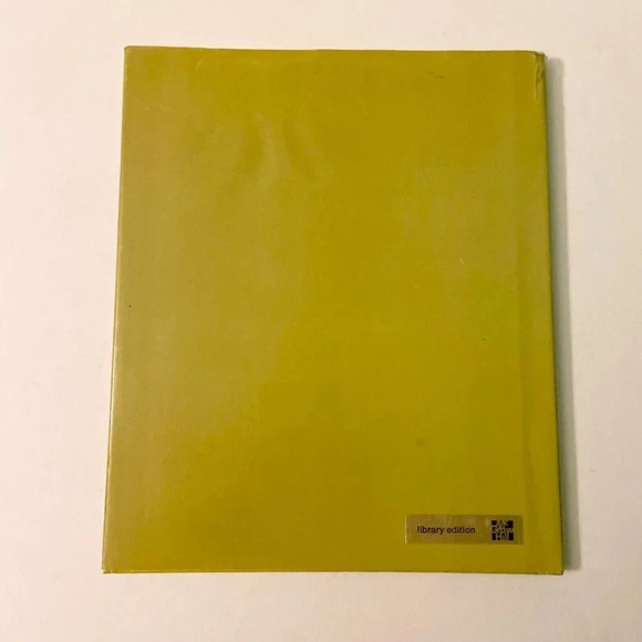 Vintage 1972 The Book of Giant Stories by David Harrison DJ Hardcover Book - Picture 2 of 16